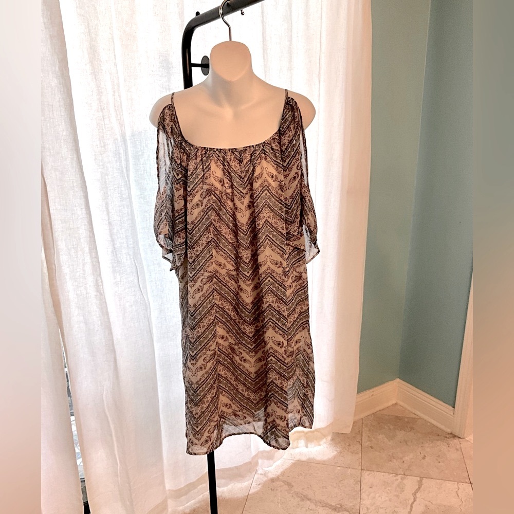 Excellent Cold Shoulder Dress Size 1X